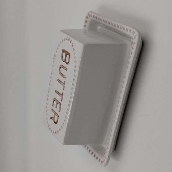 Butter Dish Farmhouse White Ceramic - Picture 4 of 11